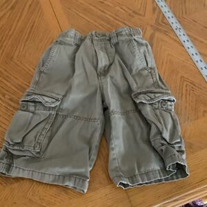 Cherokee khaki shorts